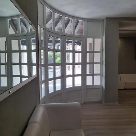 Enomotel Langhe - Ristorante Άλμπα
