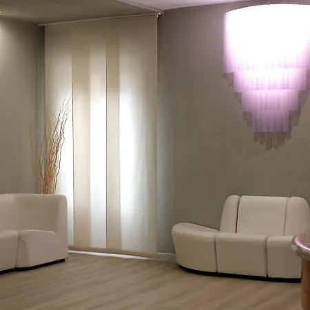 Ξενοδοχείο Enomotel Langhe - Ristorante 3*